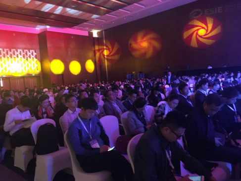 會(huì)現(xiàn)場 會(huì)現(xiàn)場