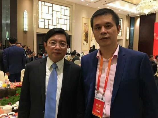 仟億達(dá)集團(tuán)董事長(zhǎng)鄭兩斌受邀參加2017中國(guó)·南京金秋經(jīng)貿(mào)洽談會(huì) 仟億達(dá)集團(tuán)董事長(zhǎng)鄭兩斌受邀參加2017中國(guó)·南京金秋經(jīng)貿(mào)洽談會(huì)